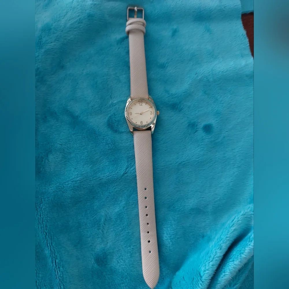Pair of Cream Color Simulated Leather Ladies Quartz Watches, Estate Jewelry